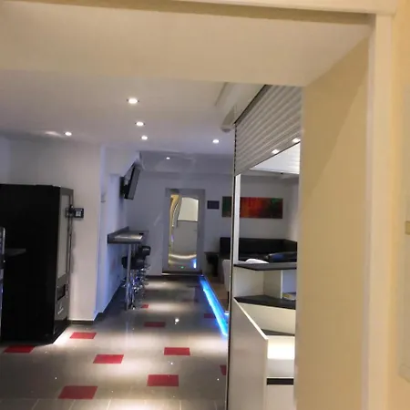 Center بيت ضيافة فيلاخ