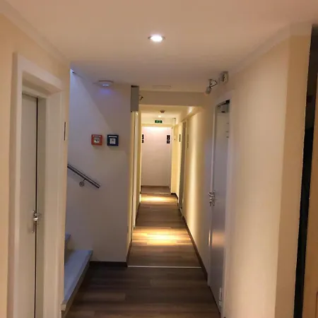 Center بيت ضيافة فيلاخ